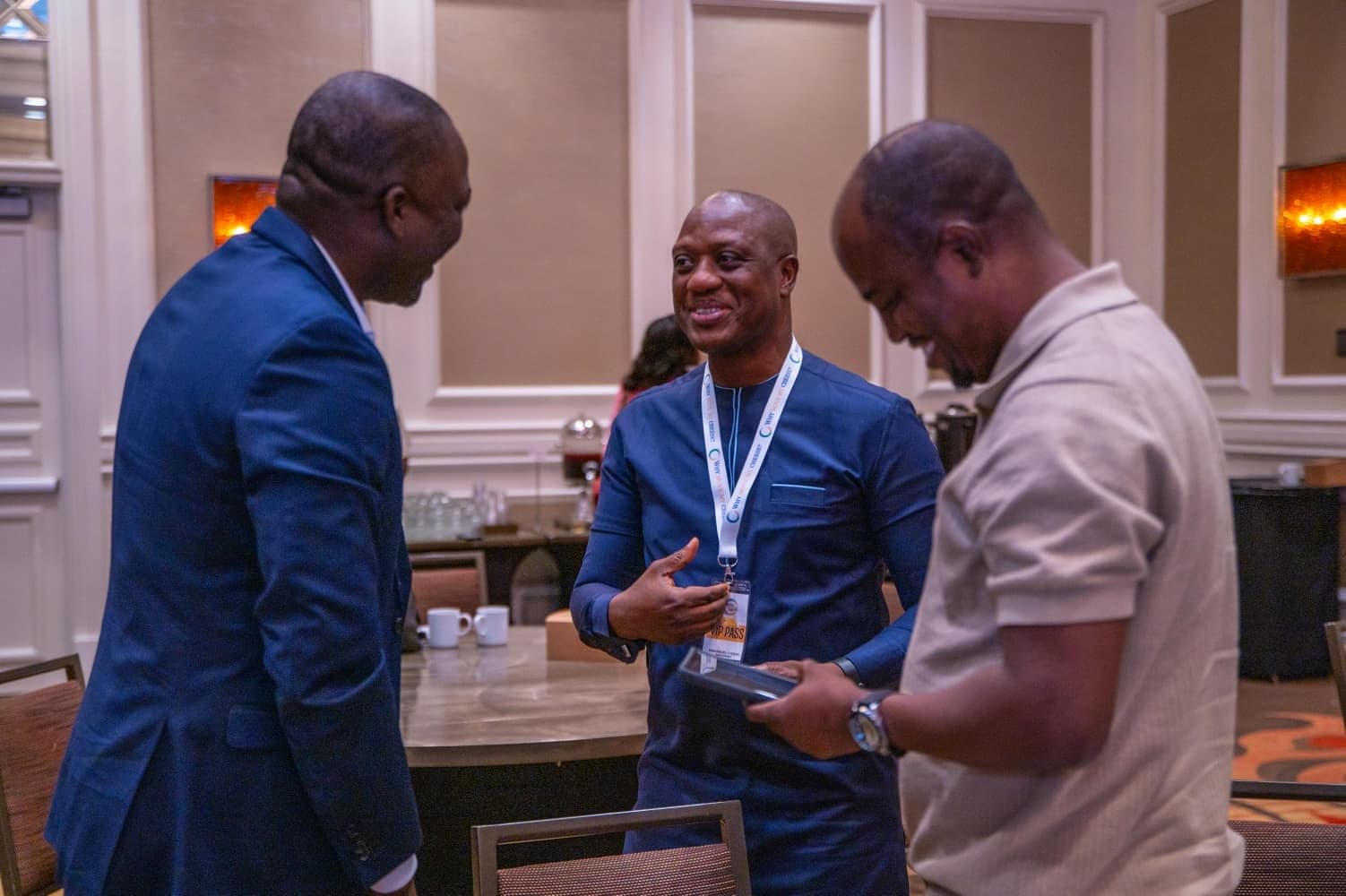 Attendees networking between sessions